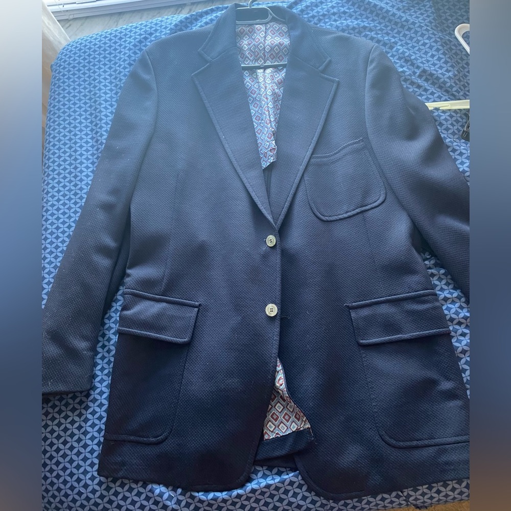 Men’s blue blazer